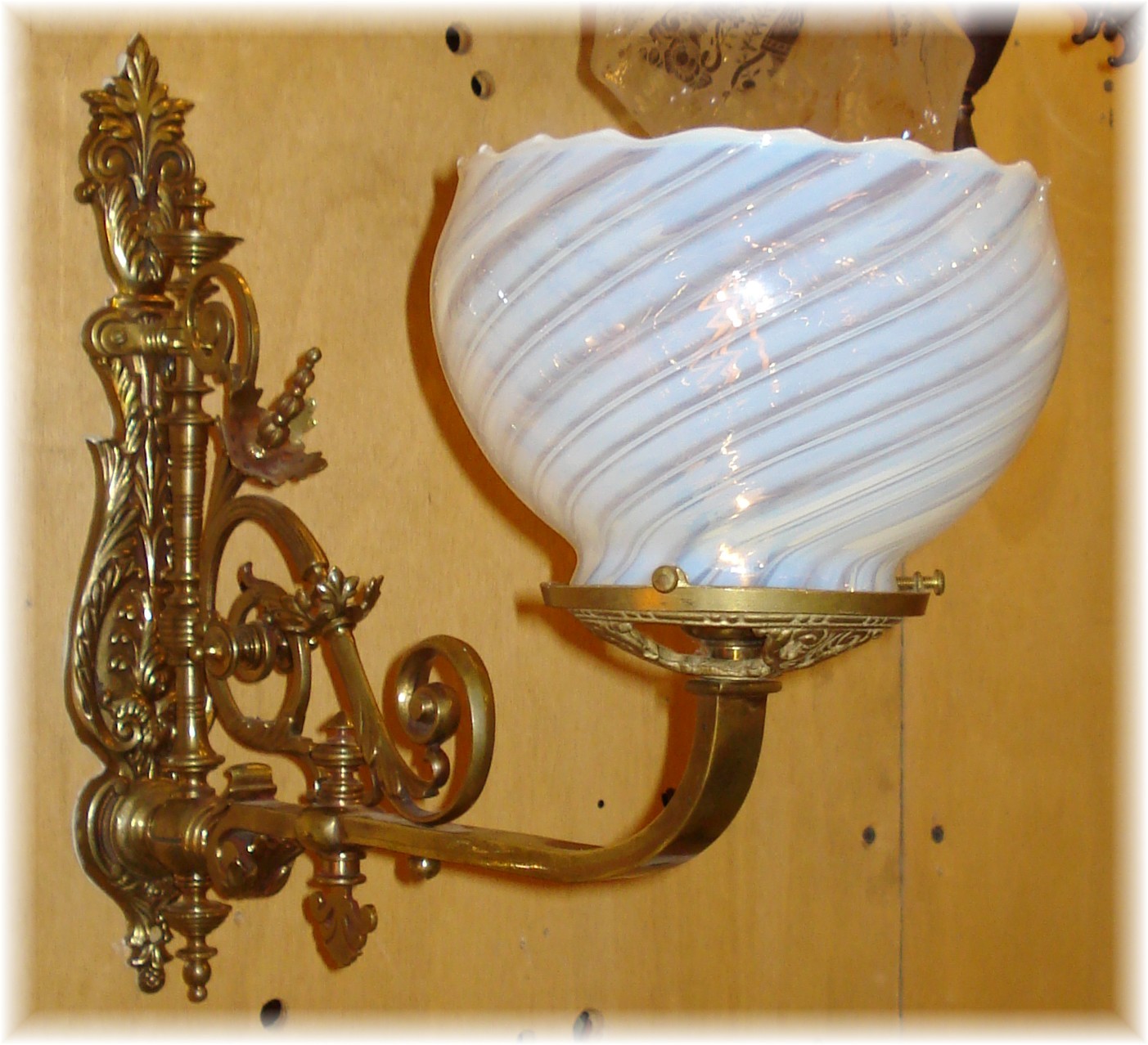Gas sconce