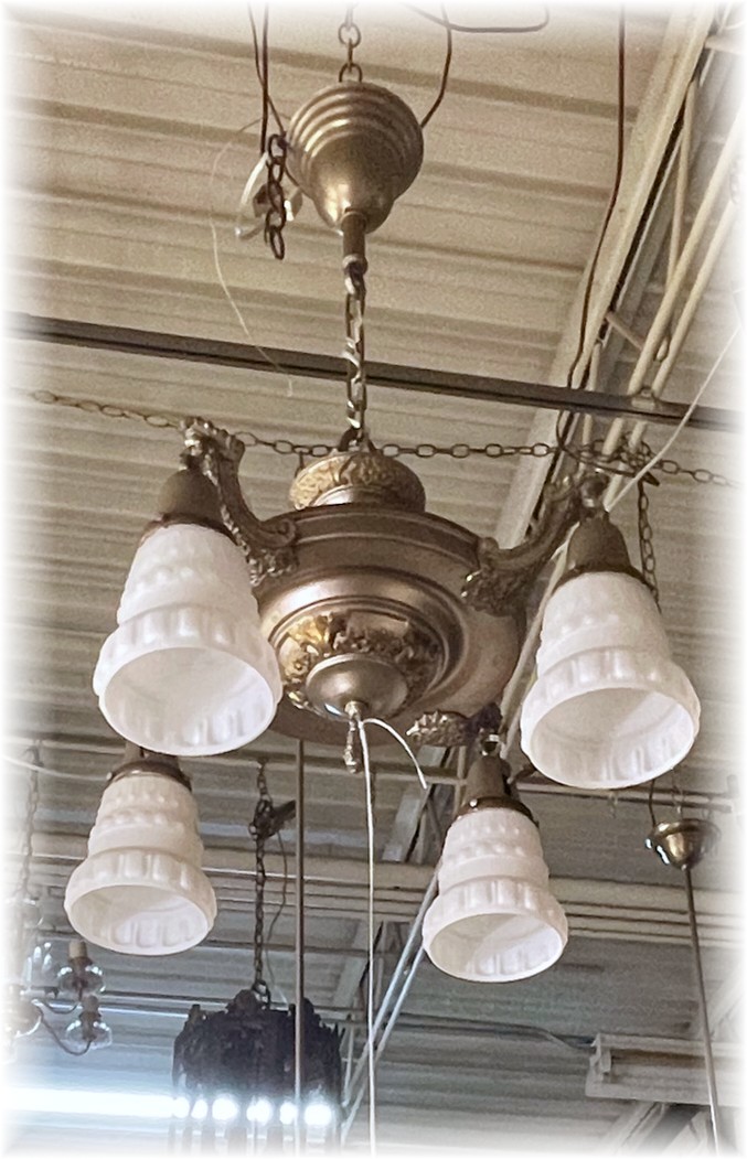 Pan fixture with egg and dart shades